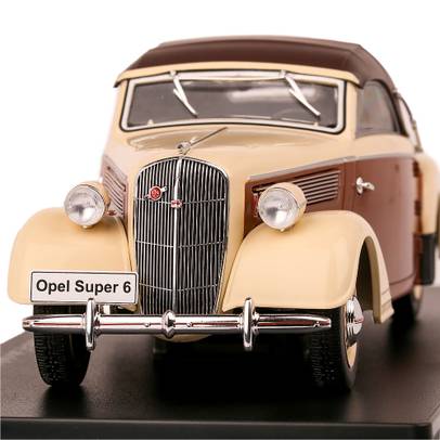 Macheta auto Opel Super 6 Hebmuller Cabriolet 1937 crem cu maro 1-24
