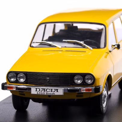 Macheta auto Dacia 1310 Break galben scara 1:24 Magazine Models - vedere din fata
