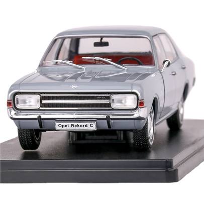 Macheta auto Opel Rekord C 1900 L 1967 gri 1:24
