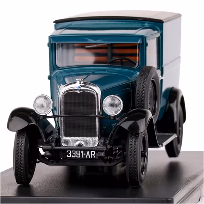 Macheta Citroen C4 Furgon 1930 Verde cu Negru - Scara 1:24 - Magazine Models