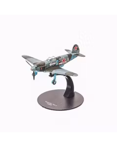 Yakovlev YAK-3 URSS 1940, camuflaj gri cu verde, macheta avion scara 1:72, Magazine models