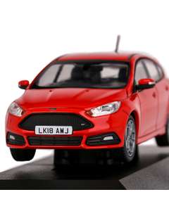 Macheta auto Ford Focus Mk.III ST scara 1:43 rosu