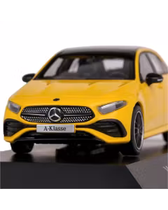 Macheta auto Mercedes-Benz A-Class (W177) AMG Line 2022 galben metalizat
