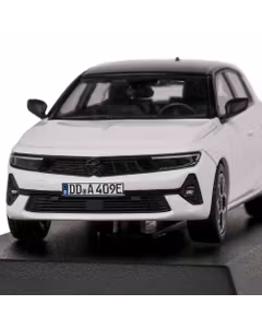 Macheta auto Opel Astra L Mk.VI 2022 alb cu negru 1:43