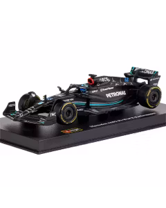 Macheta monopost Mercedes AMG W14 E Performance 2023 F1 #63 Russell cu casca