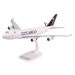 Macheta avion Boeing 747-400 F Saudia Cargo scara 1:250