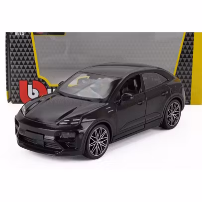 Macheta Porsche Macan Turbo 2015 – alb – scara 1:24 – Bburago - vedere din fata