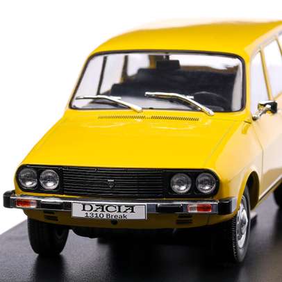 Macheta auto Dacia 1310 Break galben scara 1:24 Magazine Models - vedere din fata