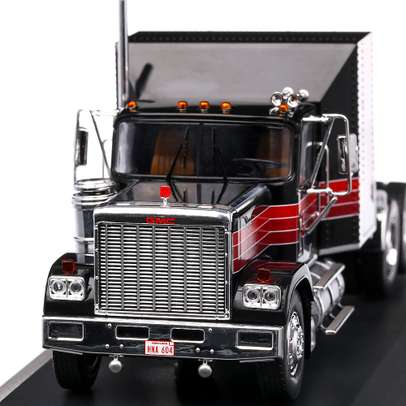 GMC General 1980, macheta cap tractor, scara 1:43, negru, IXO