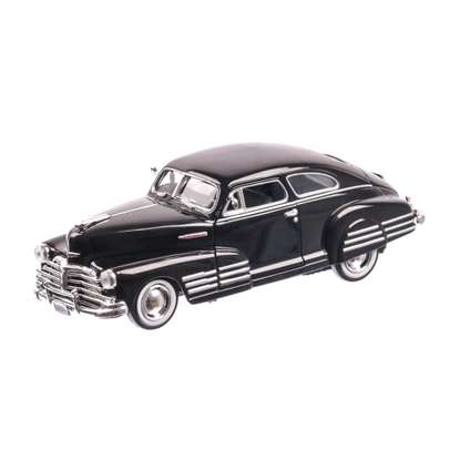 Chevrolet AEROSEDAN FLEETLINE 1948, macheta auto scara 1:24, rosu, window box, Motor Max