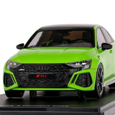 Macheta auto Audi RS3 Limousine 2022 Limited Edition 1:18 