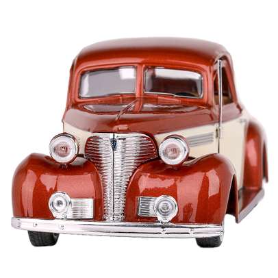 Macheta auto Chevrolet Coupe 1939 crem cu maro 1:24 MotorMax