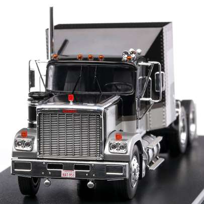 Macheta cap tractor GMC General 1980 scara 1:43 negru cu gri IXO