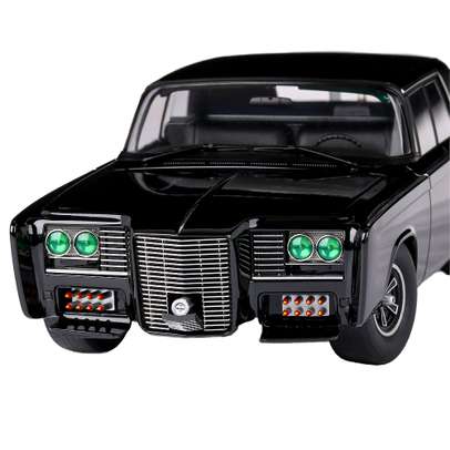Macheta auto Imperial Black Beauty 1966 scara 1:18 negru AutoArt