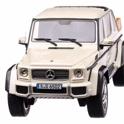Macheta auto Mercedes Maybach G650 Landaulet scara 1:18 alb Schuco