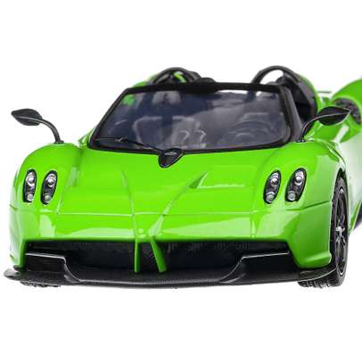 Macheta auto Pagani Huayra Roadster 2017 scara 1:24 verde Motor Max