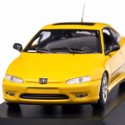 Macheta auto Peugeot 406 Coupe 2004 scara 1:43 galben Maxichamps