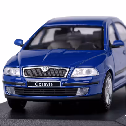 Macheta auto Skoda Octavia II 2004 scara 1:43 albastru