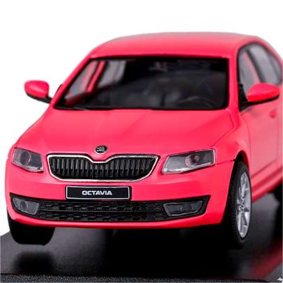 Macheta auto Skoda Octavia III 2012 scara 1:43 roz