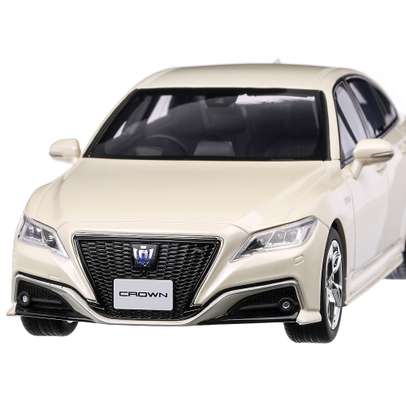 Macheta auto Toyota Crown 3.5 RS Advance 2020 scara 1:18 alb Kyosho
