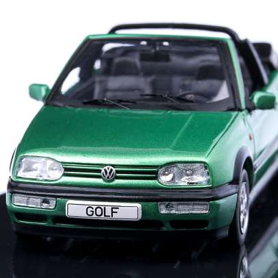 Macheta auto Volkswagen Golf III Convertible 1993 1:43