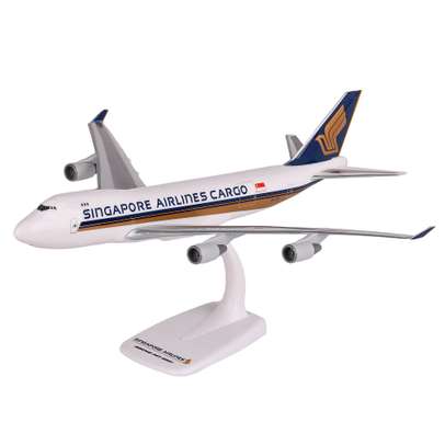 Macheta avion Boeing 747-400FR SIA Cargo scara 1:250