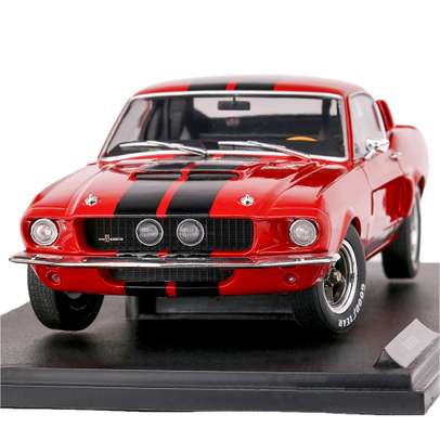 Macheta Ford Mustang Shelby GT 500 1967 burgundy red 1:18 - vedere frontala