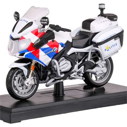 Macheta moto BMW R1200RT Politia Olanda 2018 scara 1:18