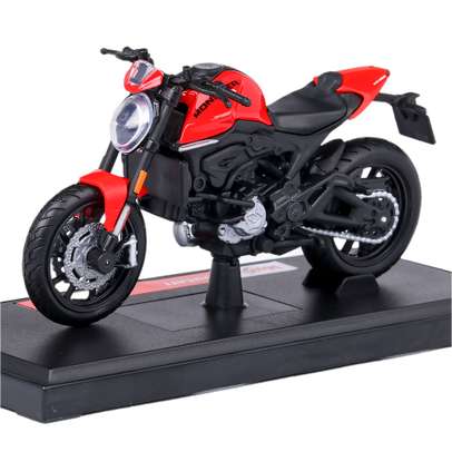 Macheta moto Ducati Monster + 2021 scara 1:18