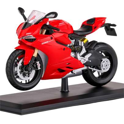 Macheta motocicleta Ducati 1199 Panigale 2011 rosu 1:12