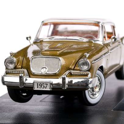 Studebaker Golden Hawk 1957, macheta auto, scara 1:32, auriu, Signature Models